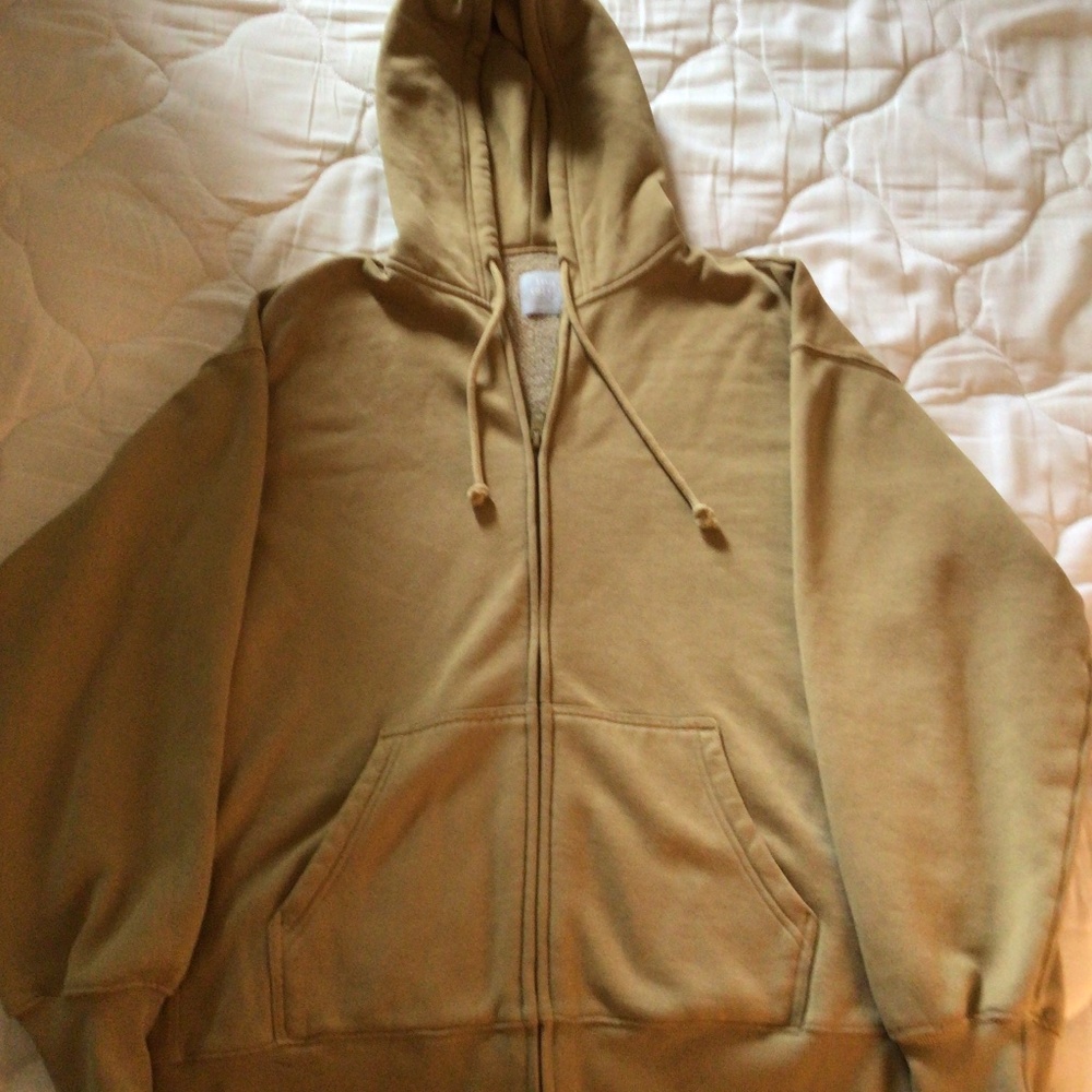 Aritzia tna zip up